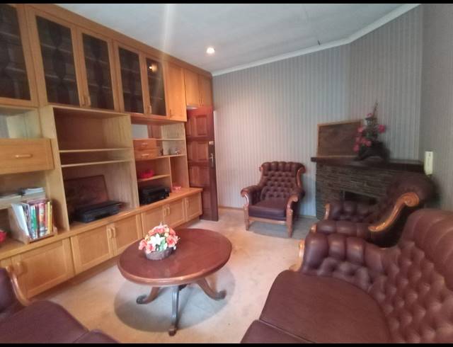 3 BEDROOM HOUSE FOR SALE IN THREE RIVERS PROPER